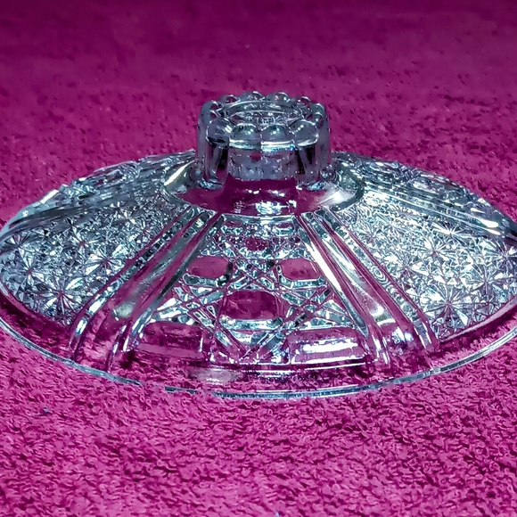 Vintage Fng Indonesia Daisy Button Pattern Glass Candy Bowl With Lid - Picture 9 of 12